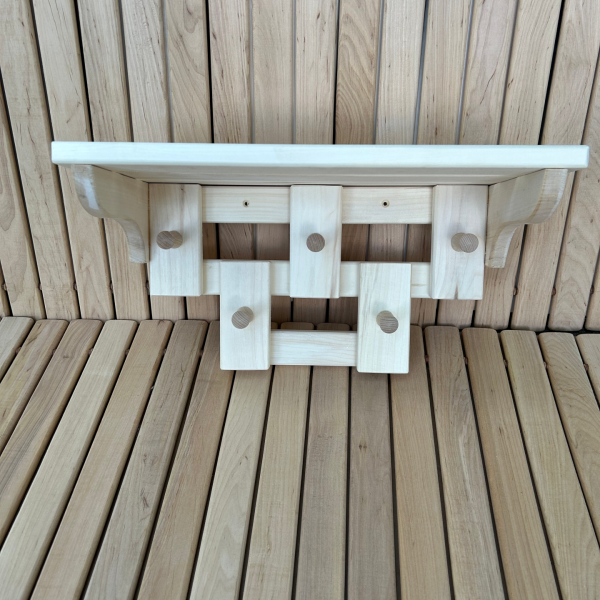 Coat rack with 5 hooks and a shelf
