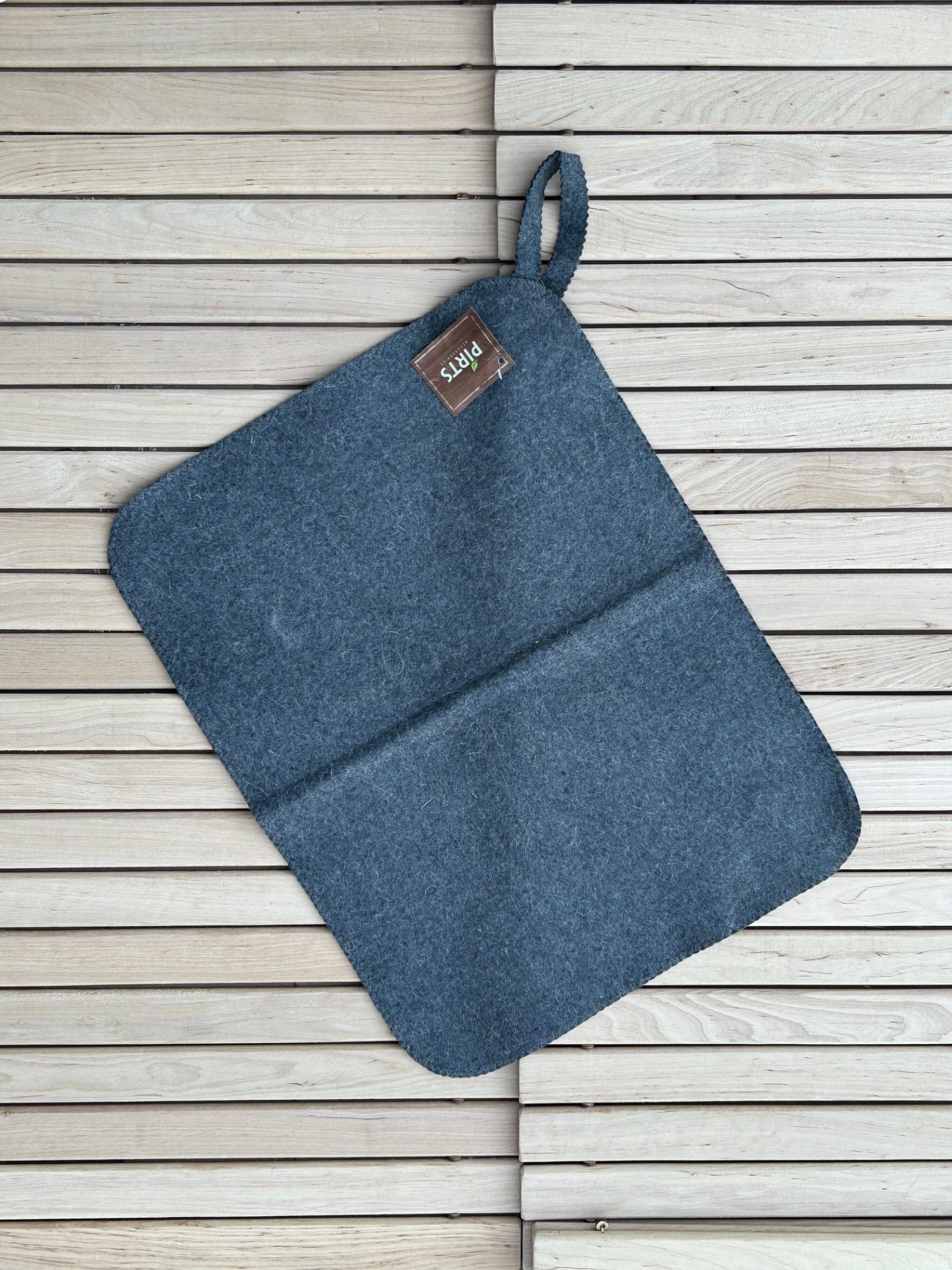 d3b9a5_c19802052a2640f59d2d81c385265d10mv2-scaled-1.jpg Sauna seat mat, grey - Image 1