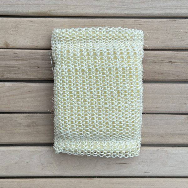 Compact sisal wash mitt