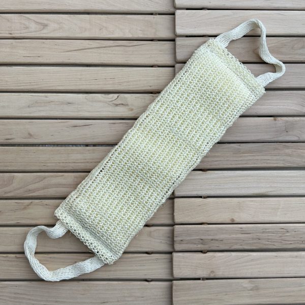 Long sisal wash strap with foam layer