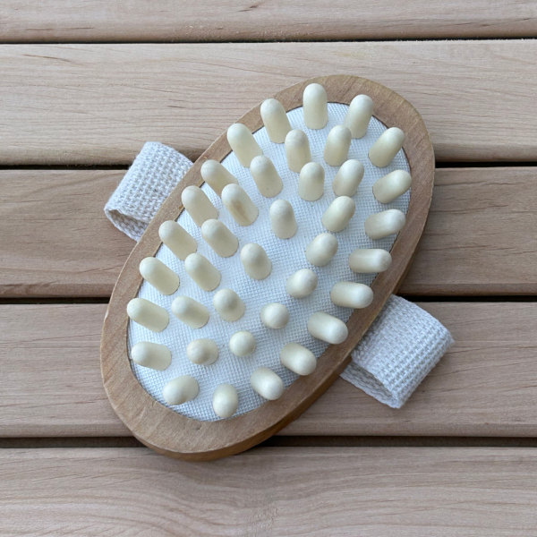 Wooden anti-cellulite body massager